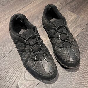 Work Shoe Non Slips Black Comfortable